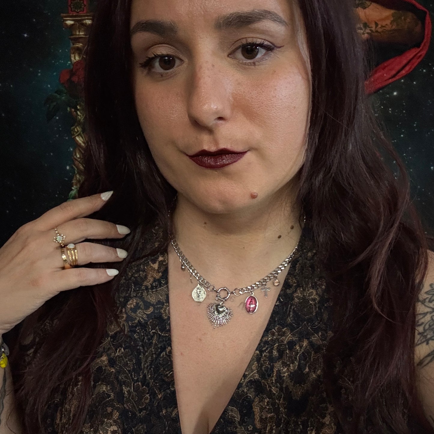 Collier grigri – Bijou de protection unique en art sacré