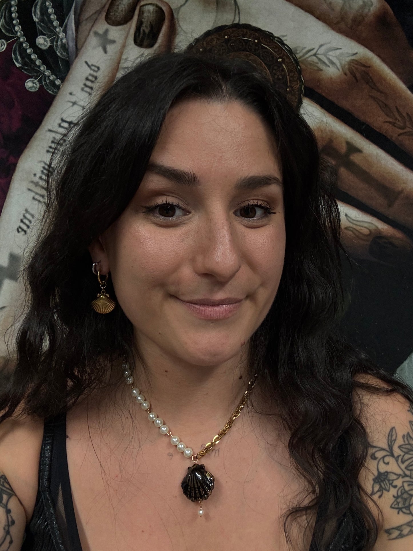 Magical and upcycled earrings: Magic of the depths