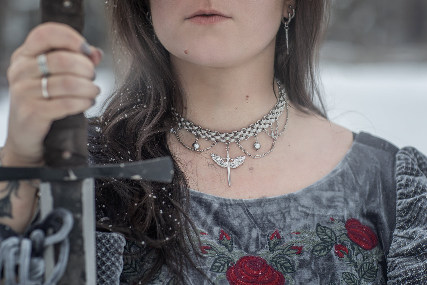 Collier signature Atelier Saturne - Le Médiéval (Version argentée)