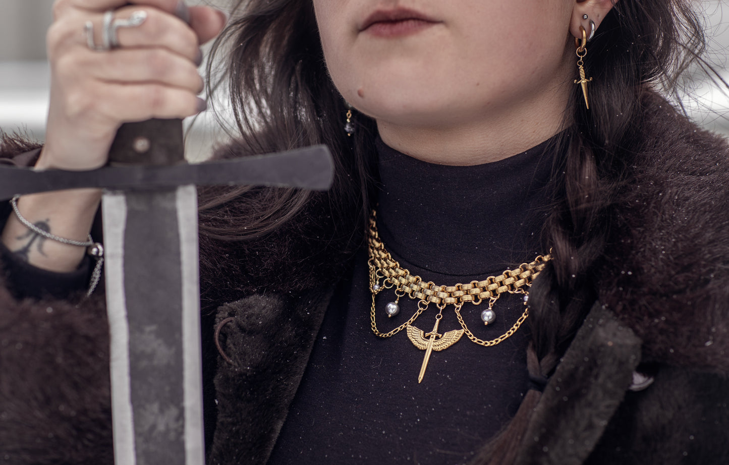 Collier signature Atelier Saturne - Le Médiéval (version dorée)