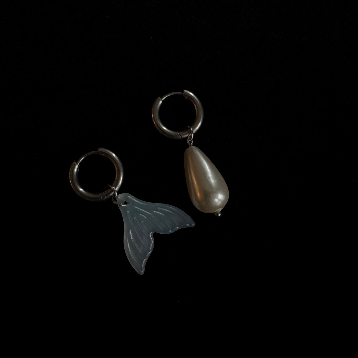 Magical and upcycled earrings - Jeanne (gold and silver) 