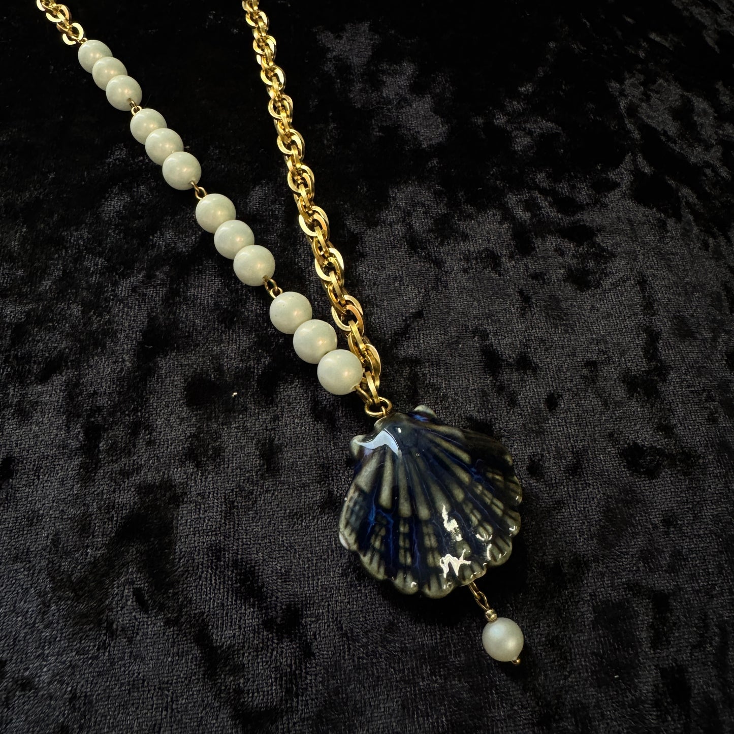 Collier Néreides dorés (bleu marin) - Collection Signature Atelier Saturne