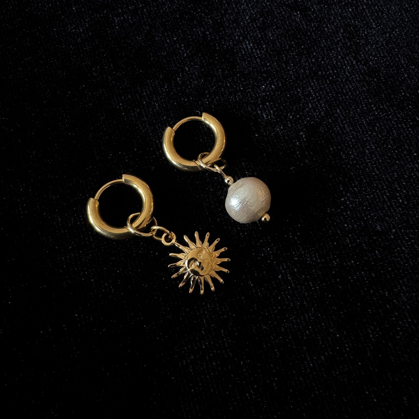 Magical and upcycled earrings: Kamakura Sun (Japanese cotton pearl) 