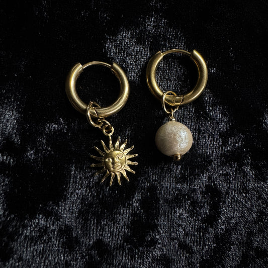 Boucles d’oreilles magiques et upcyclées : Soleil de Kamakura (perle de coton japonais)