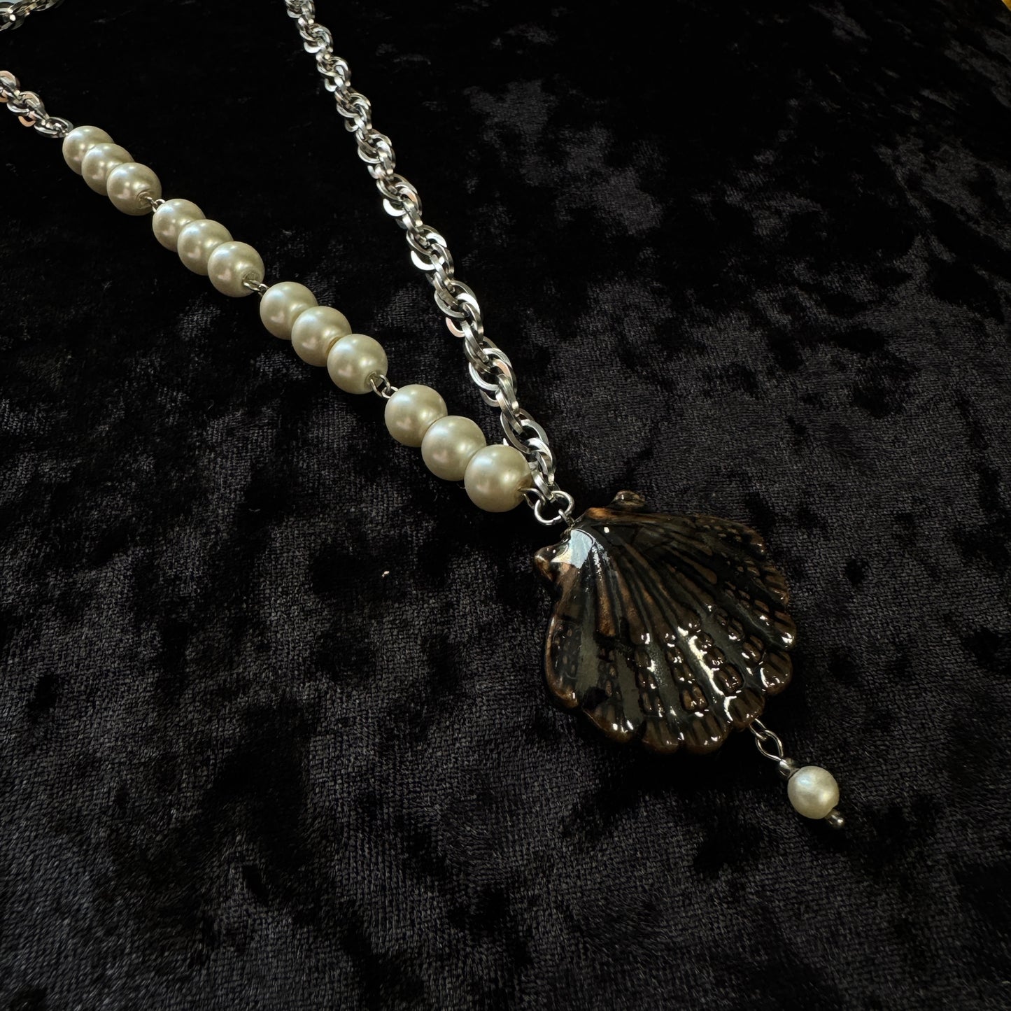 Collier Néreides argenté (noir) - Collection Signature Atelier Saturne