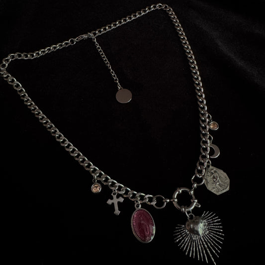 Collier grigri – Bijou de protection unique en art sacré