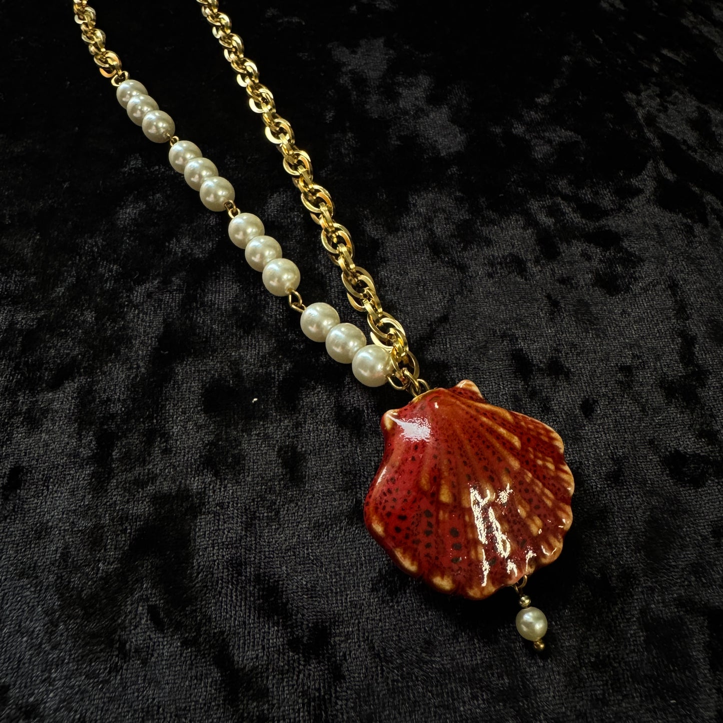 Collier Néreides dorés (rouge) - Collection Signature Atelier Saturne