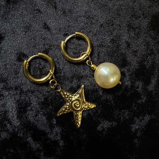 Boucles d’oreilles magiques et upcyclées : Ondine (perle vintage du Japon)