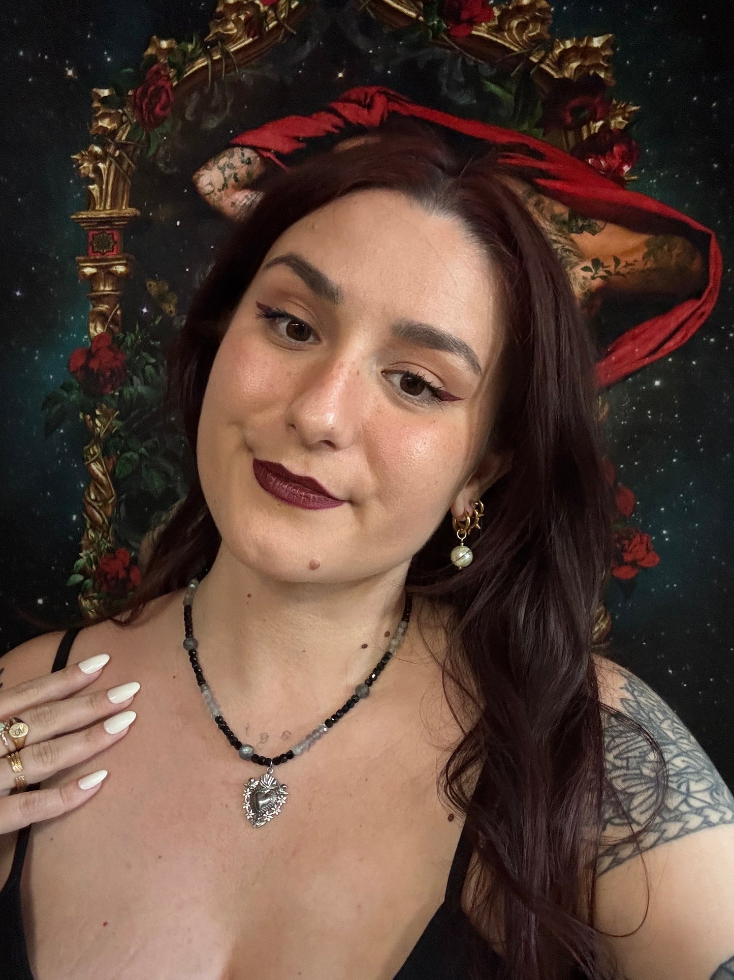 Collier unique de protection - Labradorite et spinelle et cœur sacré