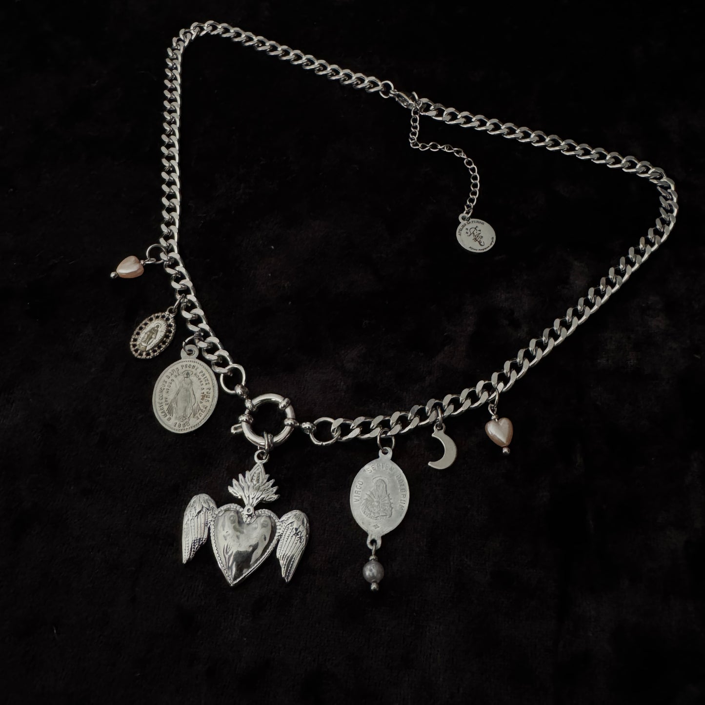 Collier grigri – Bijou de protection unique en art sacré
