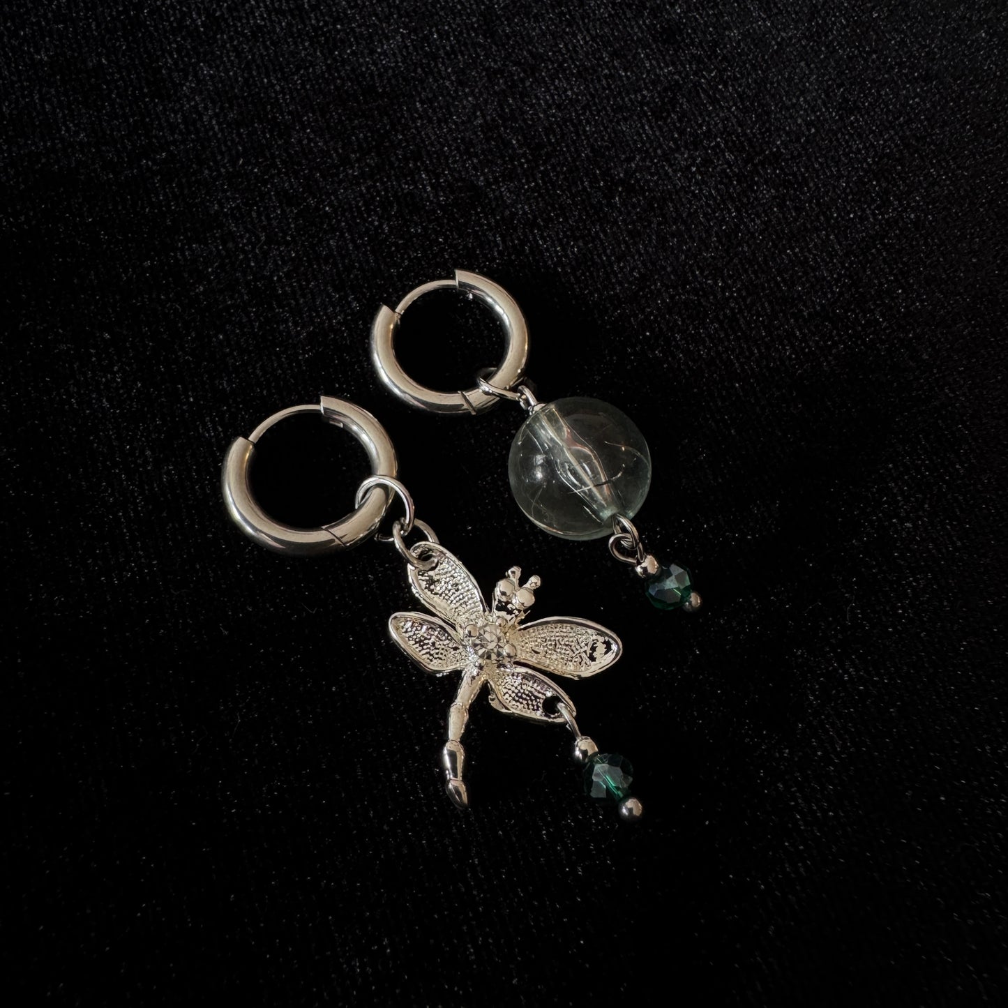 Magical and upcycled earrings: Elven 
