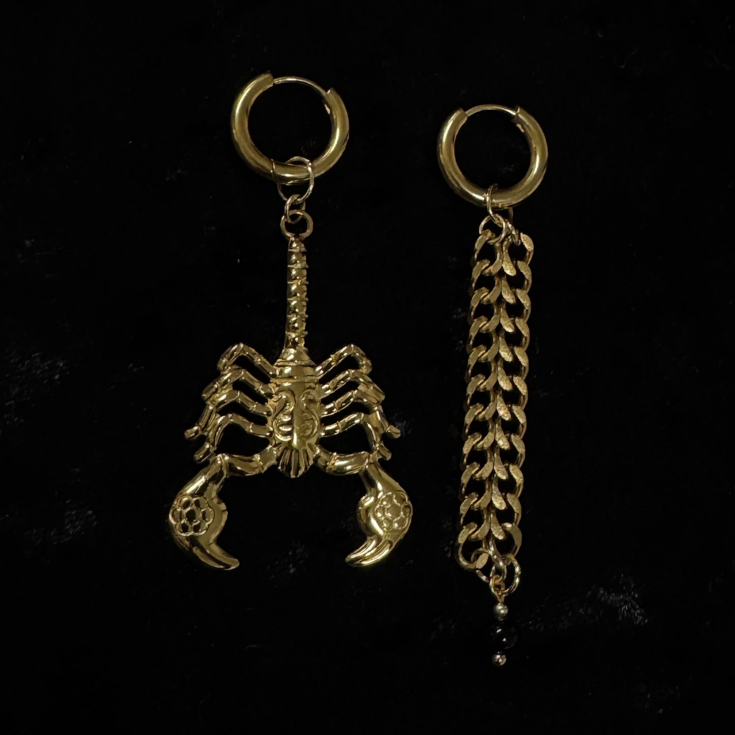 Boucles d'oreilles - Scorpio (avec onyx noire)