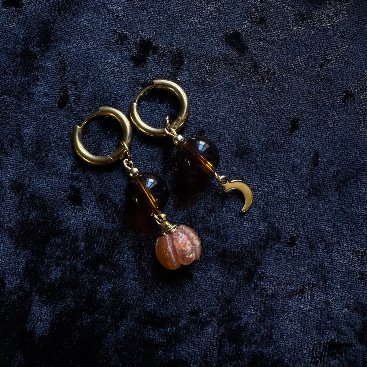 Boucles d’oreilles magiques : La Lune du Sous-Bois (citrouille en agate)