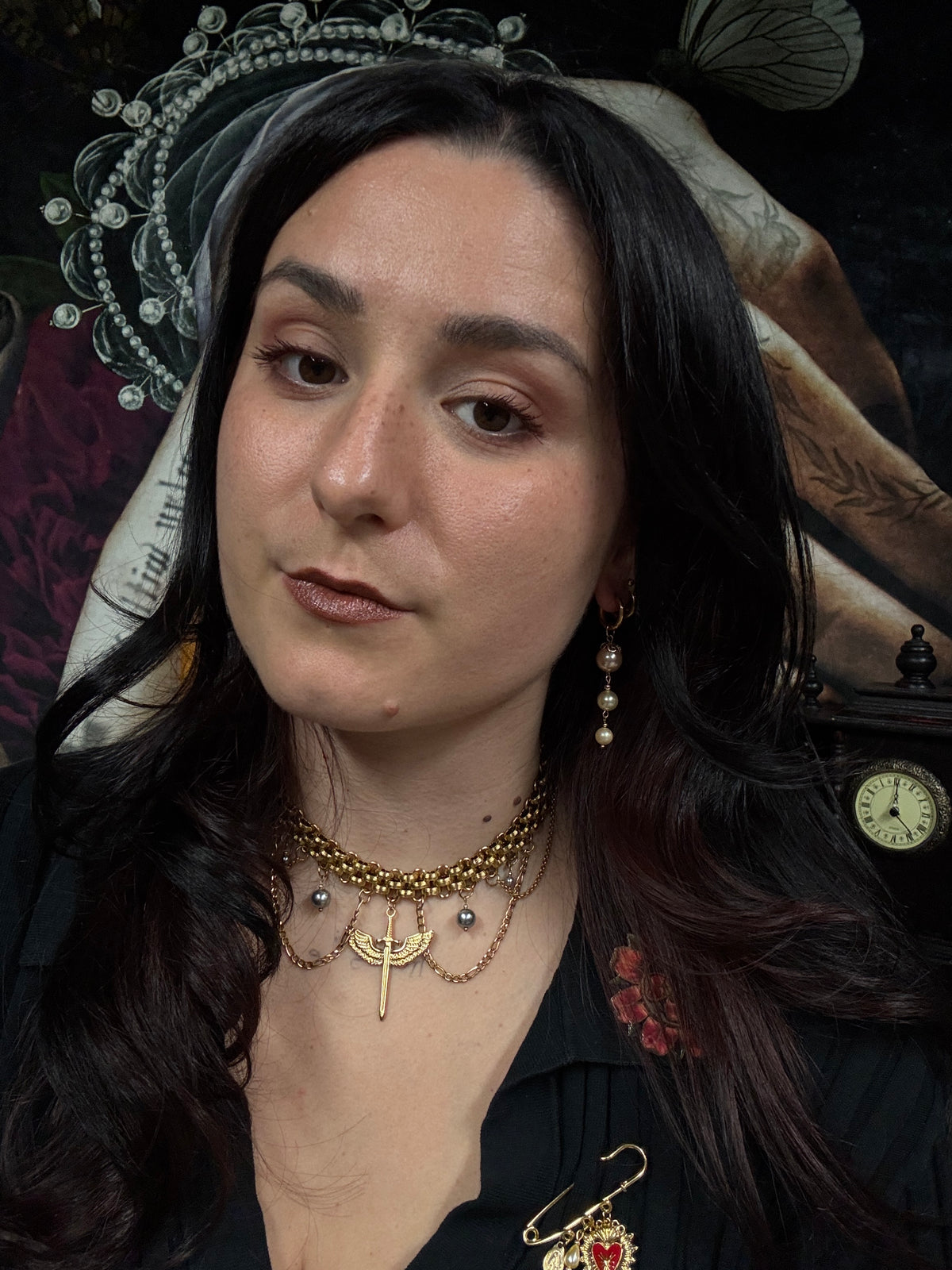 Boucles d’oreilles magiques : Le Sablier des Sorcières (cascade de perles vintage japonaises)