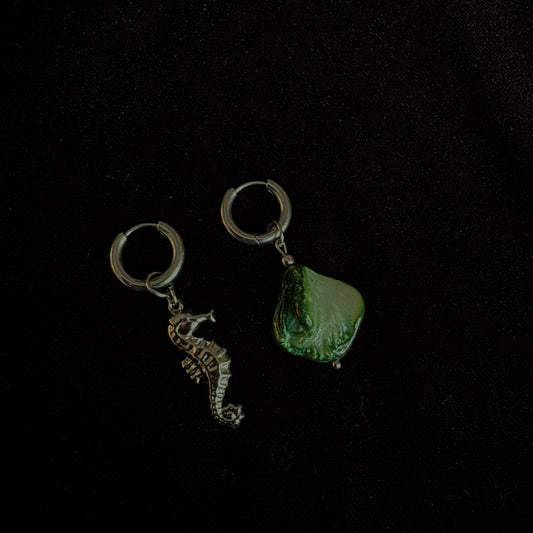 Boucles d’oreilles magiques et upcyclées : Calypso (en nacre)