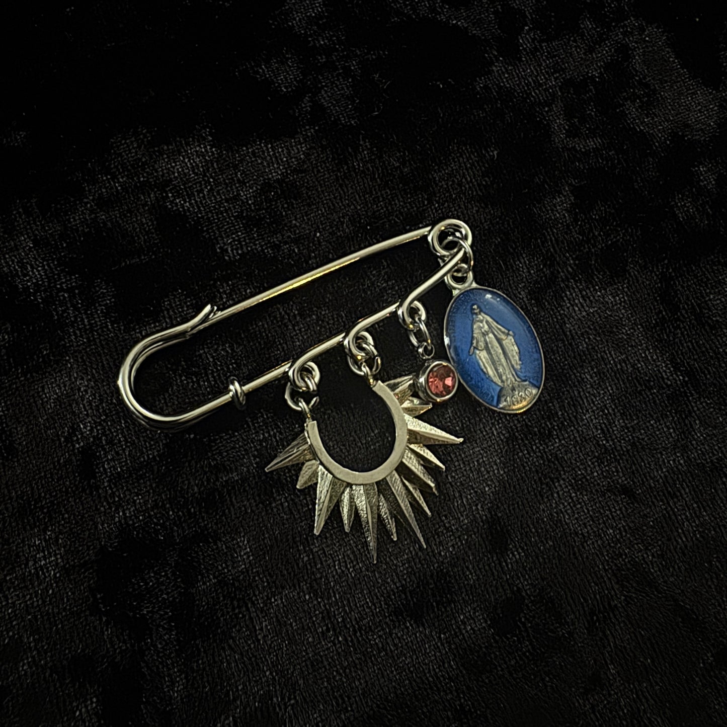 Epinglette grigri - Épines