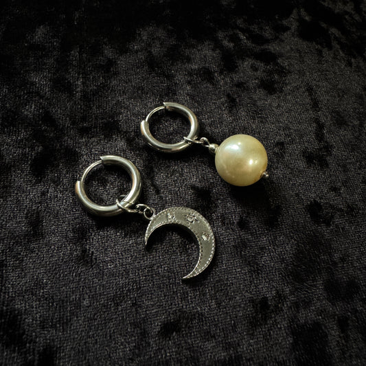 Boucles d’oreilles magiques et upcyclées : Angélique (perle du japon)