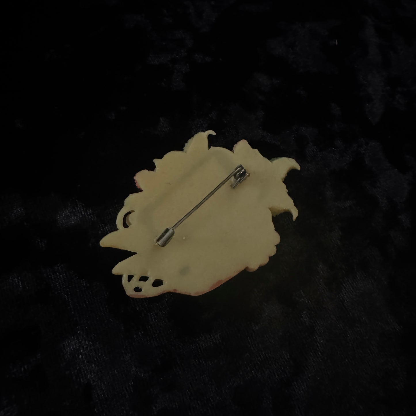 Broche vintage - banquet fruité