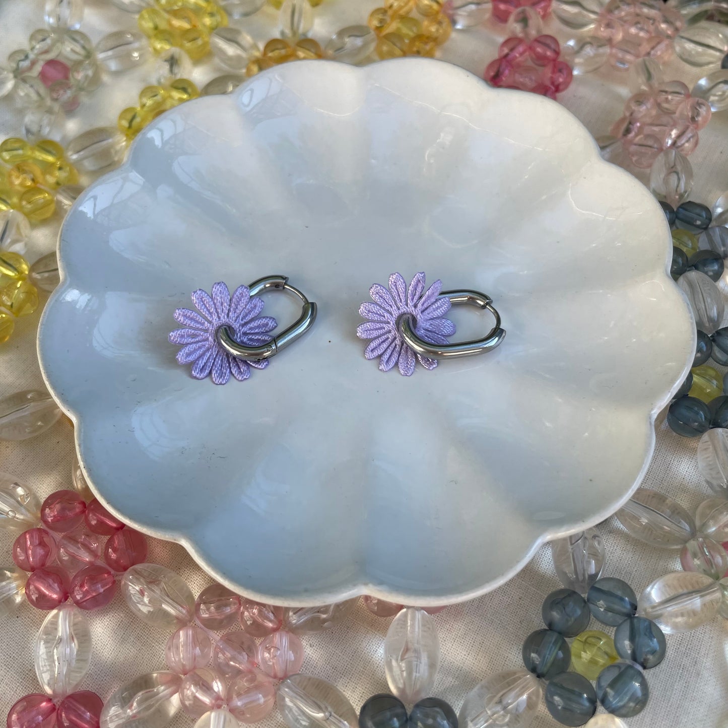 Fleurette earrings (3 different colors)